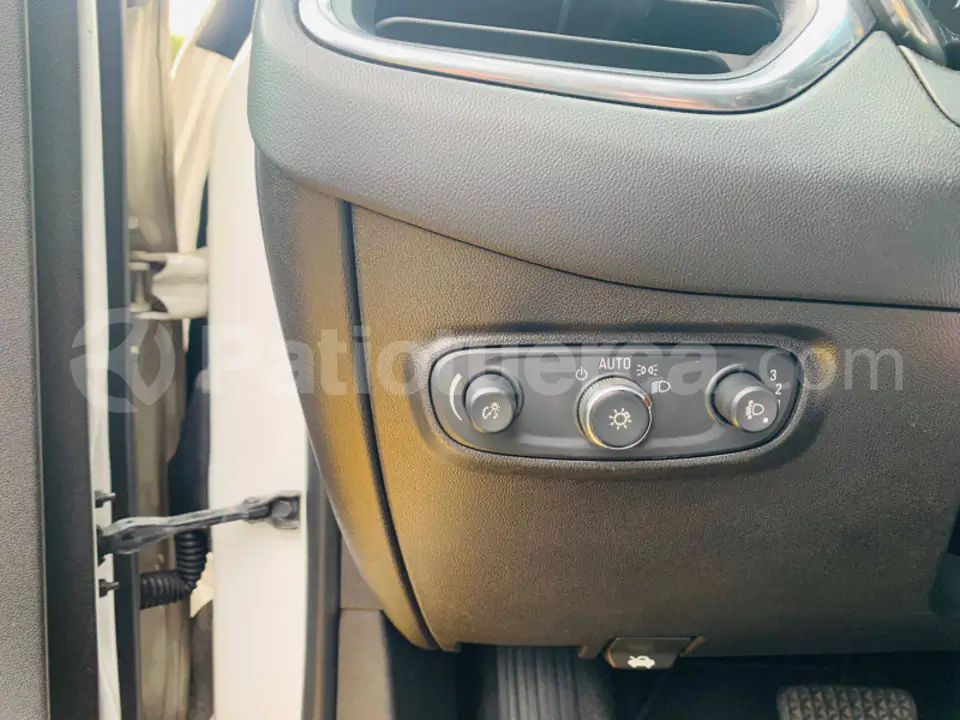Foto 8 de Kia Cerato R