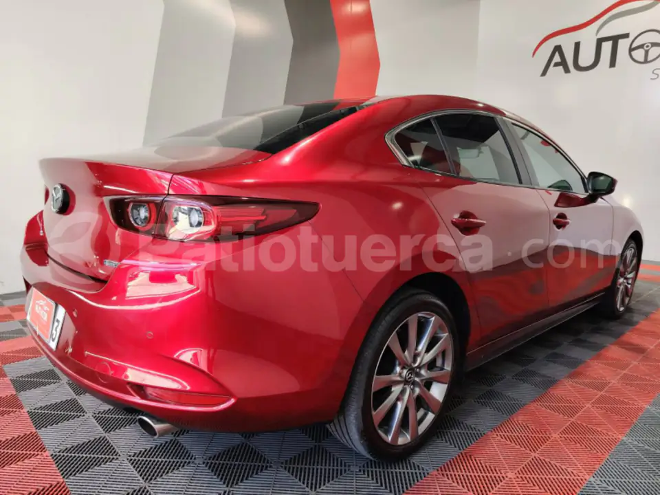 Foto 11 de Mazda NEW 3