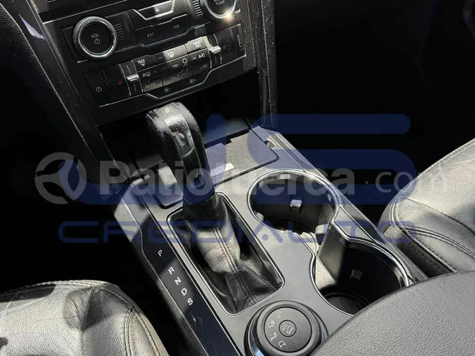 Foto 11 de Ford Explorer XLT