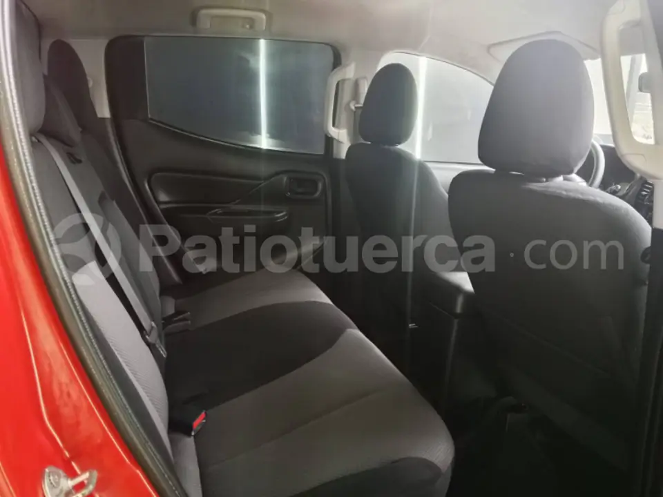 Foto 24 de Mitsubishi L200