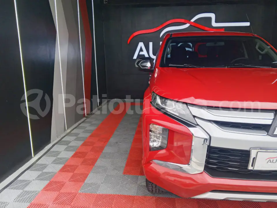 Foto 2 de Mitsubishi L200 HIRIDER
