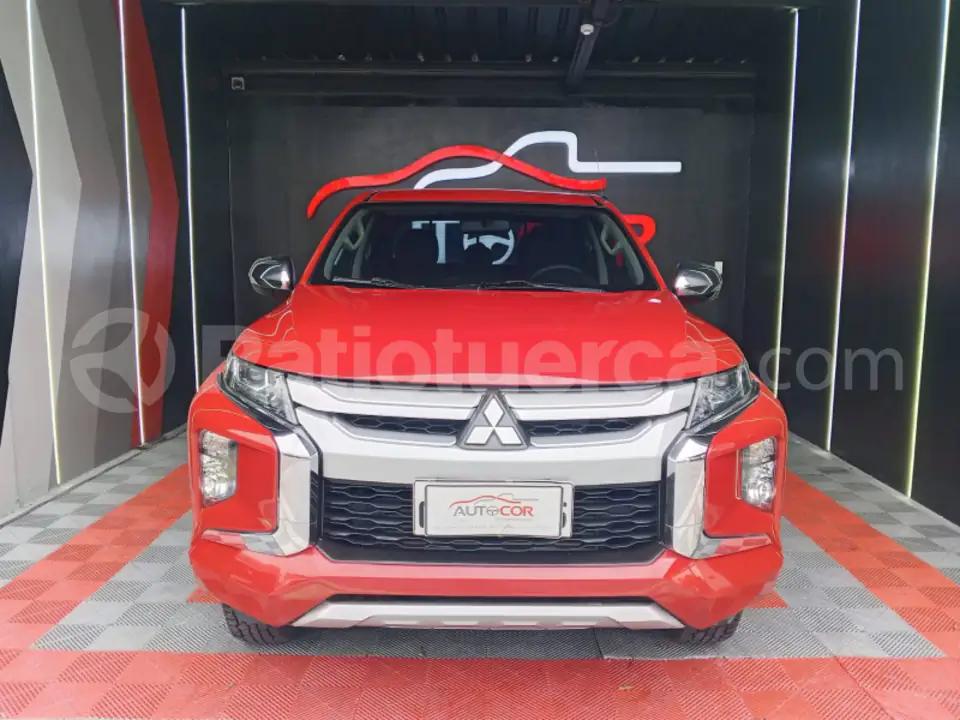 Foto 3 de Mitsubishi L200 HIRIDER