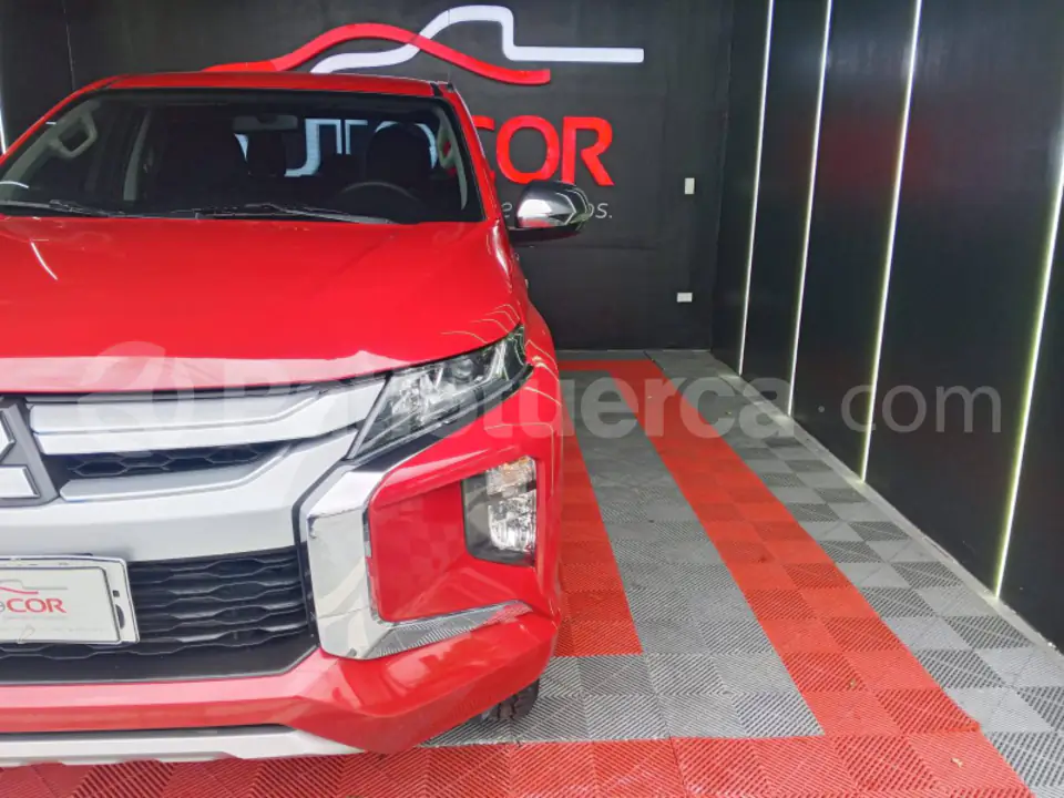 Foto 4 de Mitsubishi L200 HIRIDER