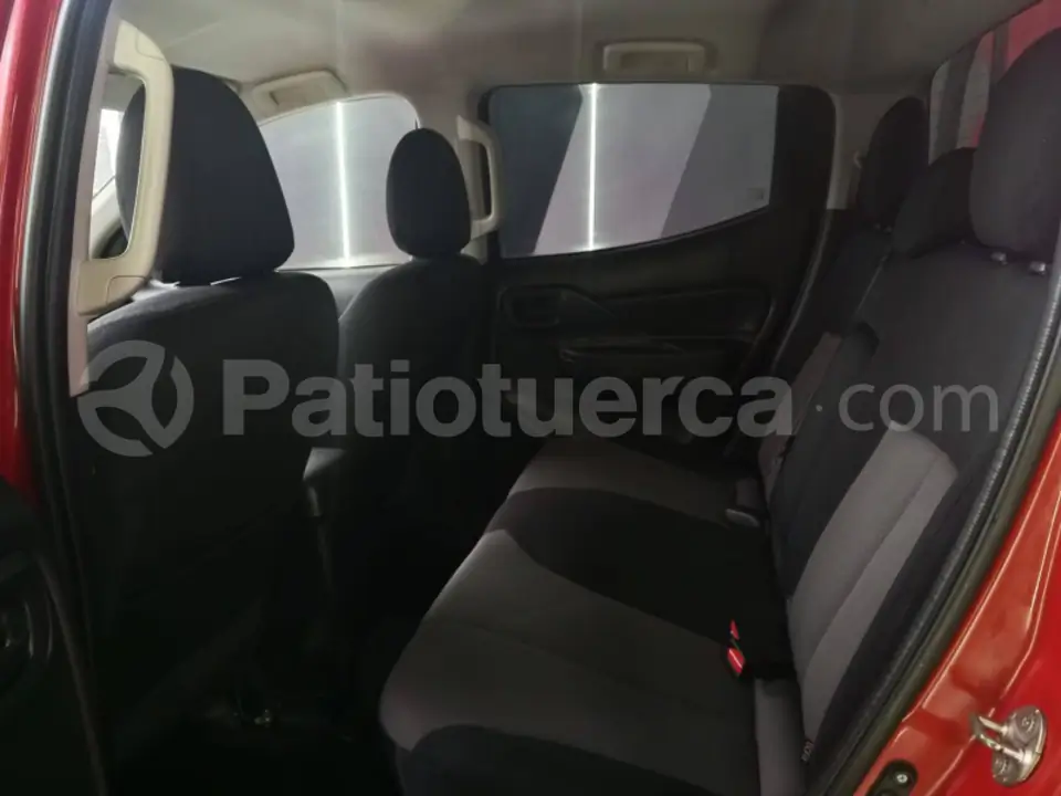 Foto 12 de Mitsubishi L200 HIRIDER