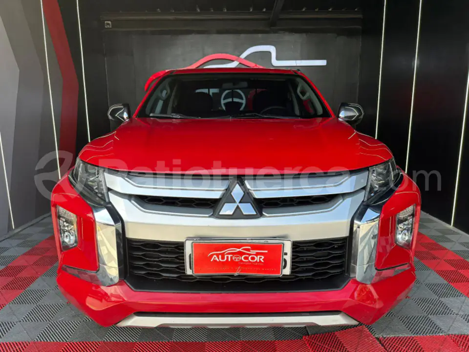 Foto 3 de Mitsubishi L200 HIRIDER