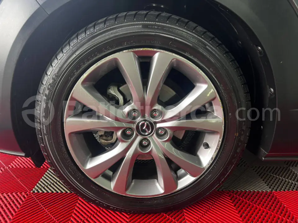Foto 6 de Mazda CX-30 High