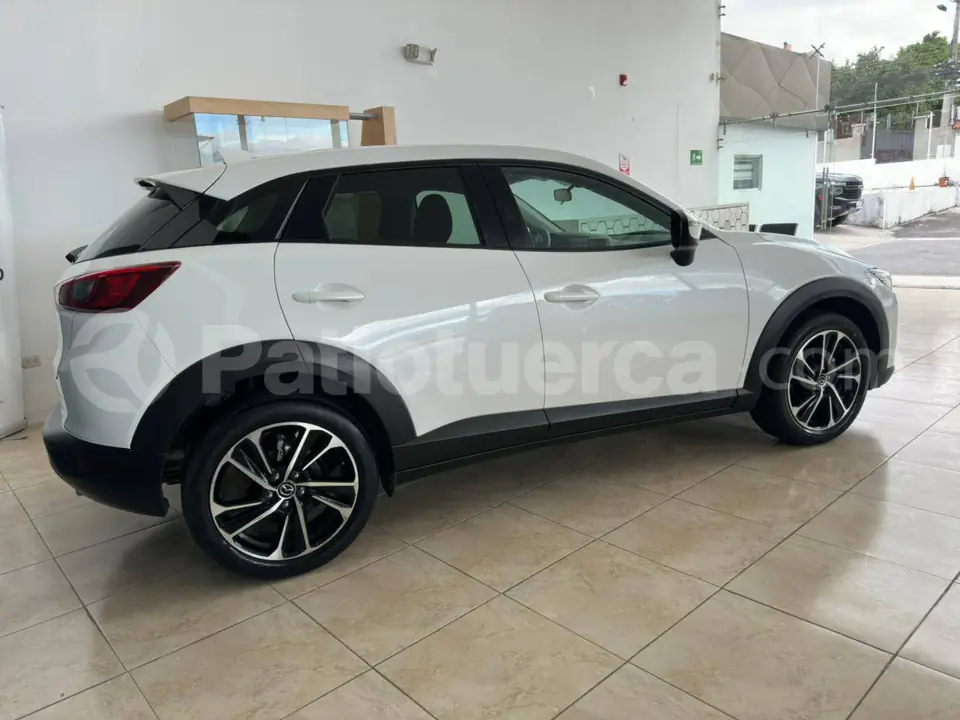 Foto 4 de Mazda CX-3 ENTRY