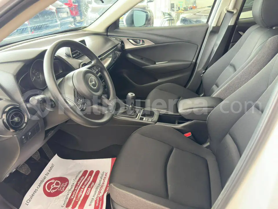 Foto 6 de Mazda CX-3 ENTRY