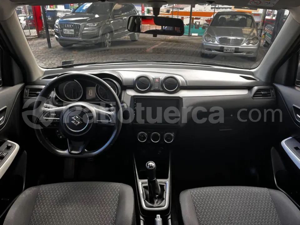 Foto 7 de Suzuki Swift