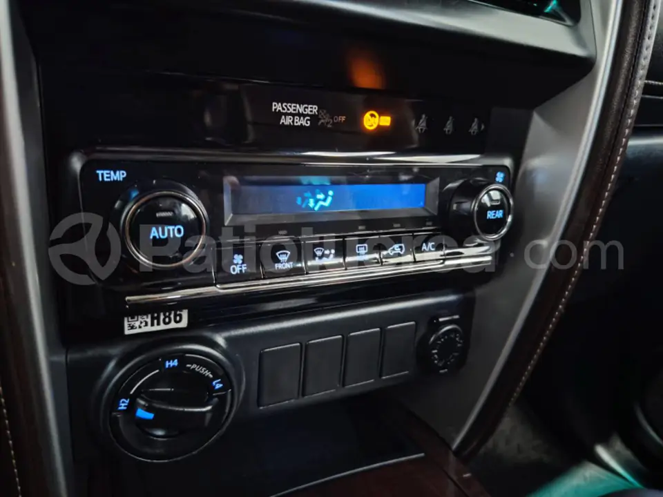 Foto 16 de Toyota New Fortuner