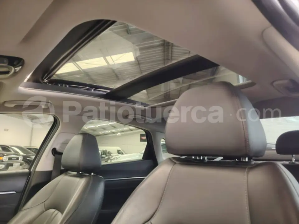 Foto 2 de Hyundai Sonata Hybrid