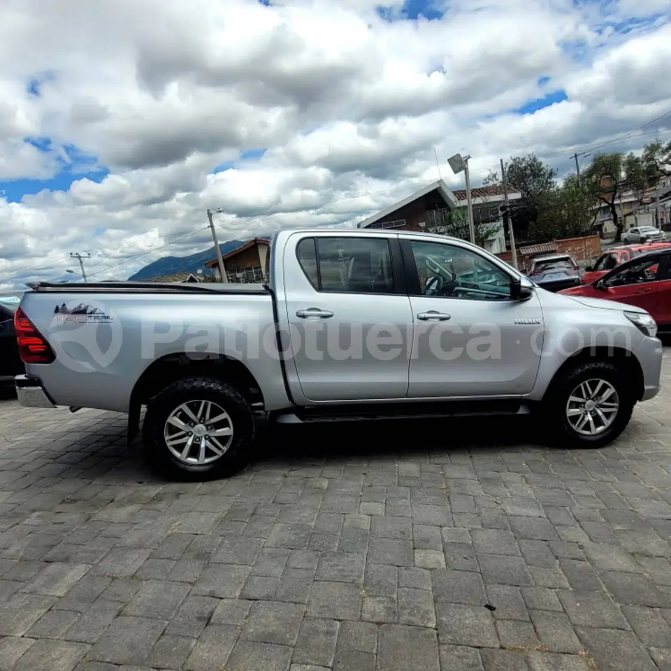 Foto 7 de Toyota Hilux CD 4X4