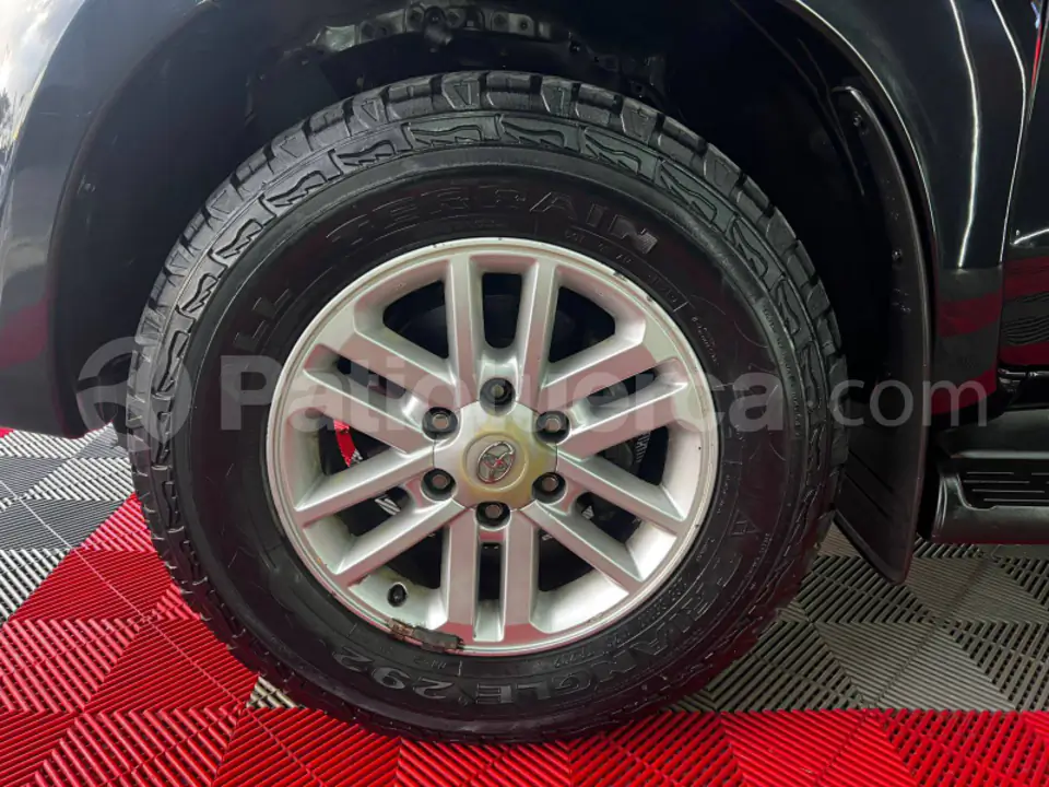 Foto 7 de Toyota Fortuner