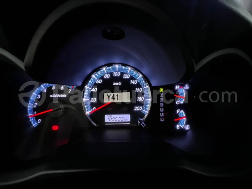 Foto 20 de Toyota Fortuner