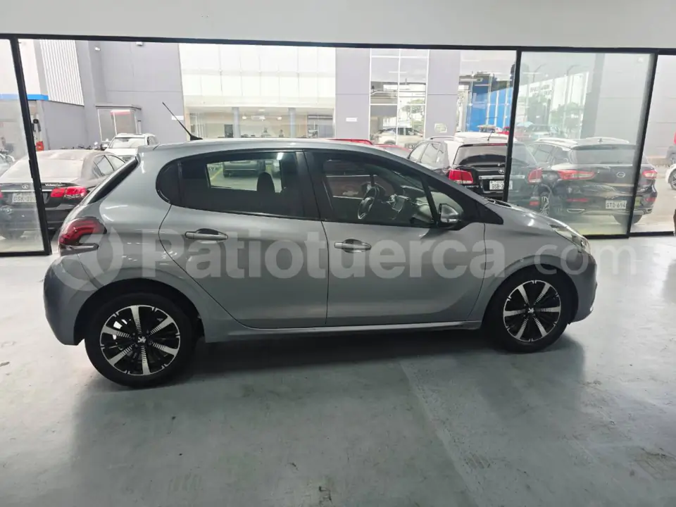 Foto 5 de Peugeot 208