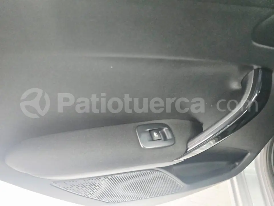Foto 18 de Peugeot 208