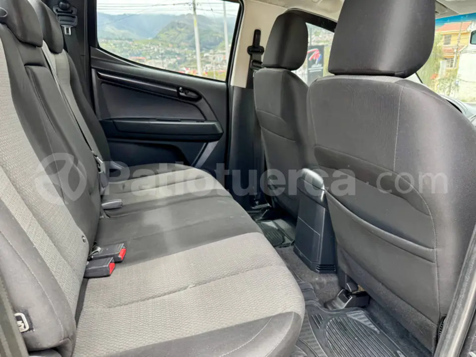 Foto 9 de Chevrolet D-MAX CRDI HI RIDE