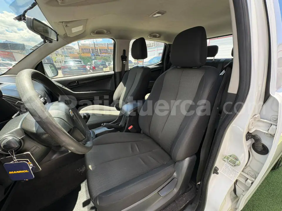 Foto 10 de Chevrolet DMAX CRDI 3.0 4X2 TM DIESEL