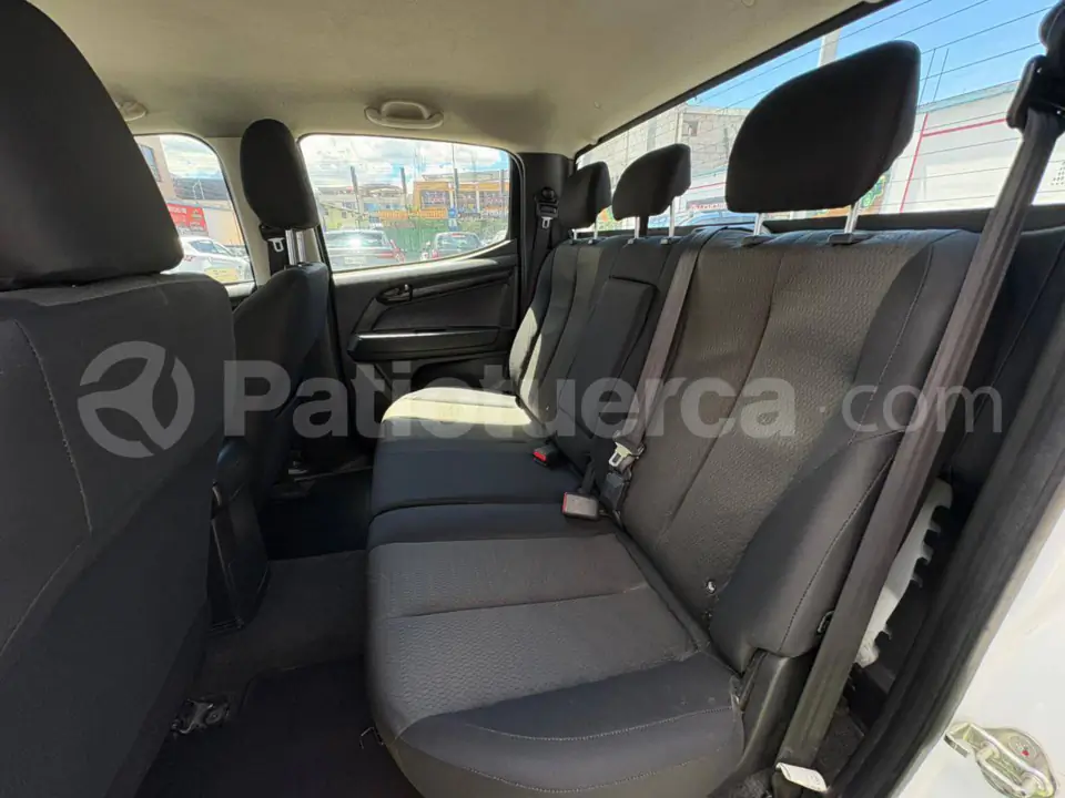 Foto 11 de Chevrolet DMAX CRDI 3.0 4X2 TM DIESEL