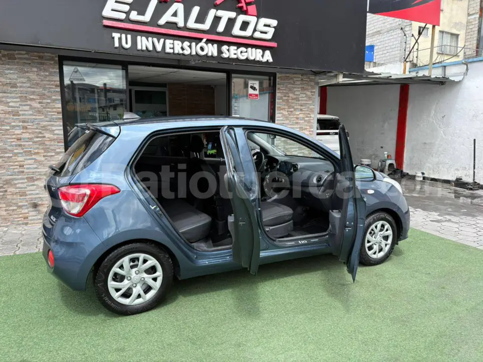 Foto 7 de Hyundai Grand I10 HB