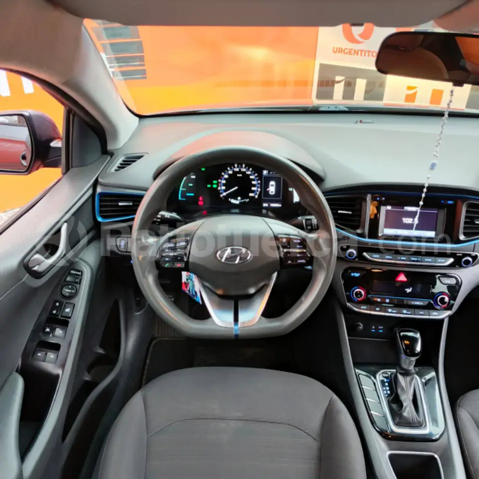 Foto 6 de Hyundai Ioniq Hybrid