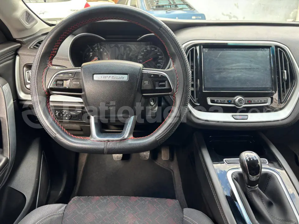 Foto 10 de Jetour X70 I MT 1.5T