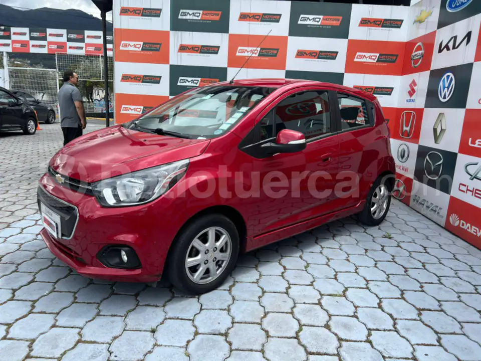 Foto 3 de Chevrolet Spark GT