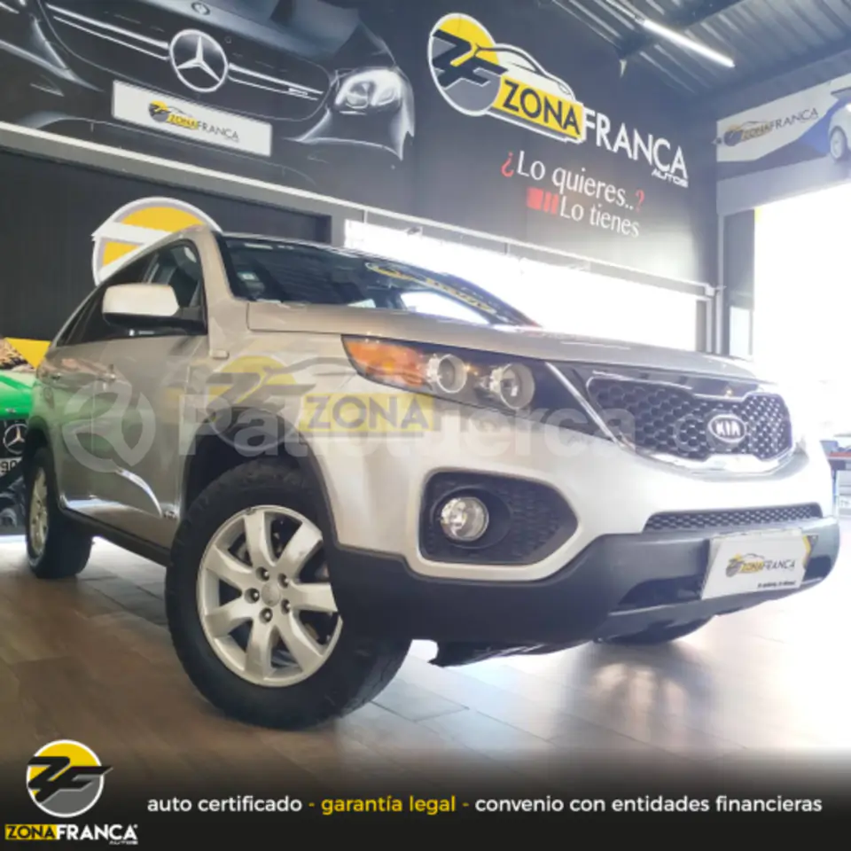 Foto 2 de Kia SORENTO GLS