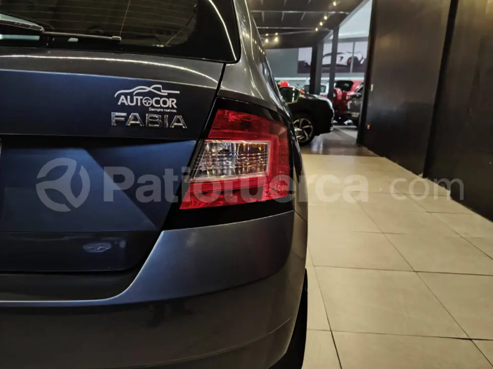 Foto 7 de Skoda Fabia