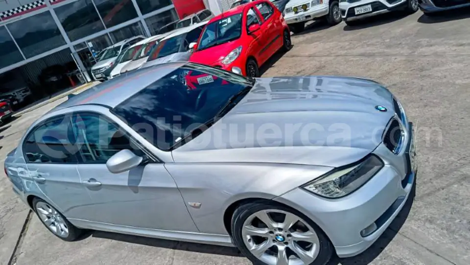 Foto 5 de BMW 320i