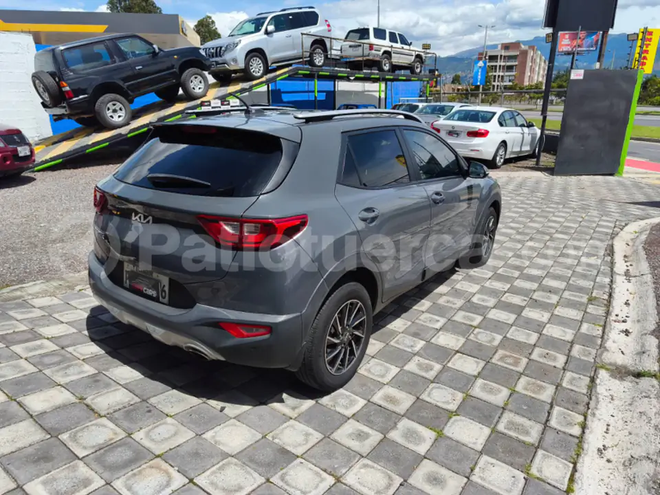 Foto 4 de Kia Stonic LX