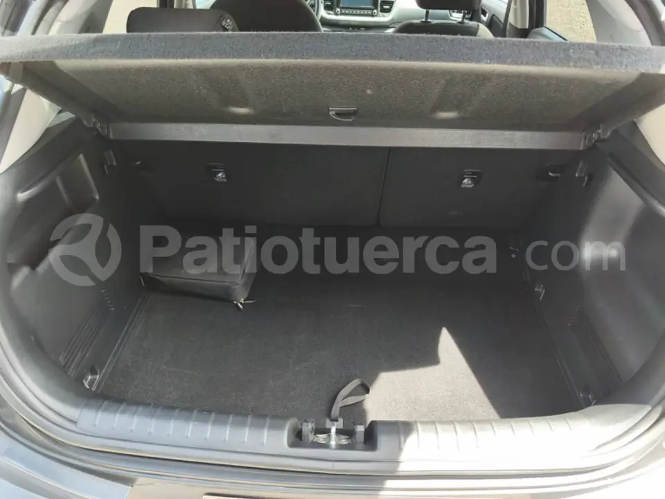 Foto 8 de Kia Stonic LX