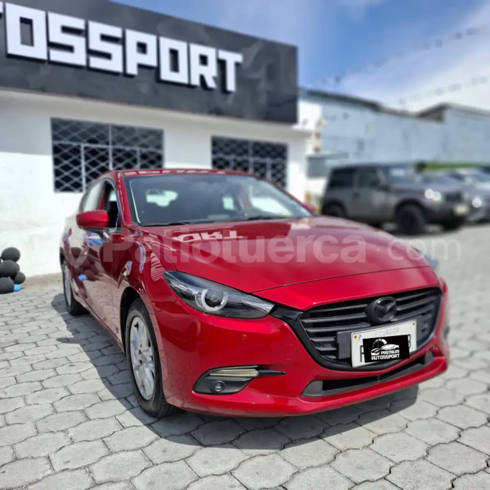 Foto 1 de Mazda NEW 3
