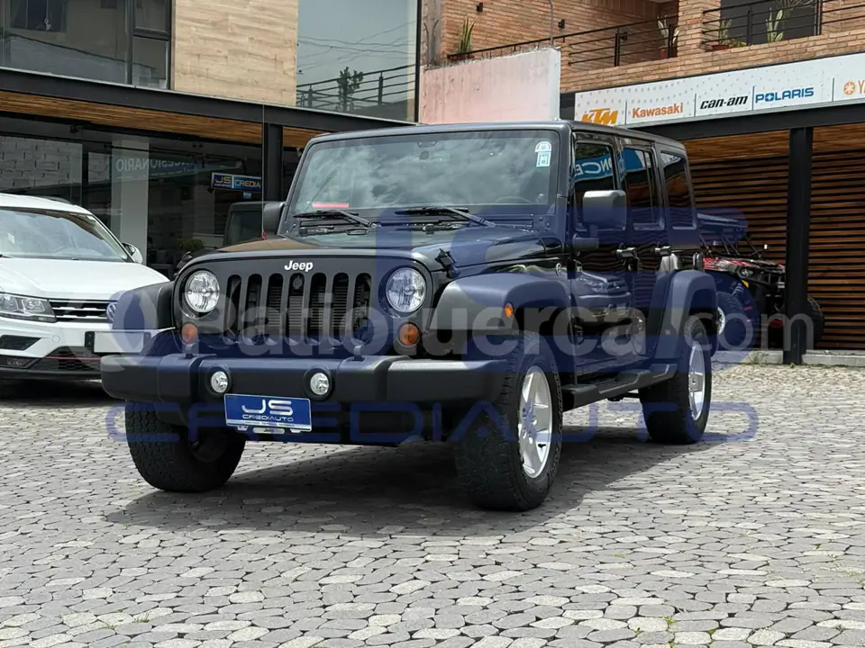 Foto 2 de Jeep Wrangler Unlimited Sport