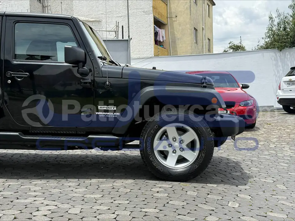 Foto 6 de Jeep Wrangler Unlimited Sport