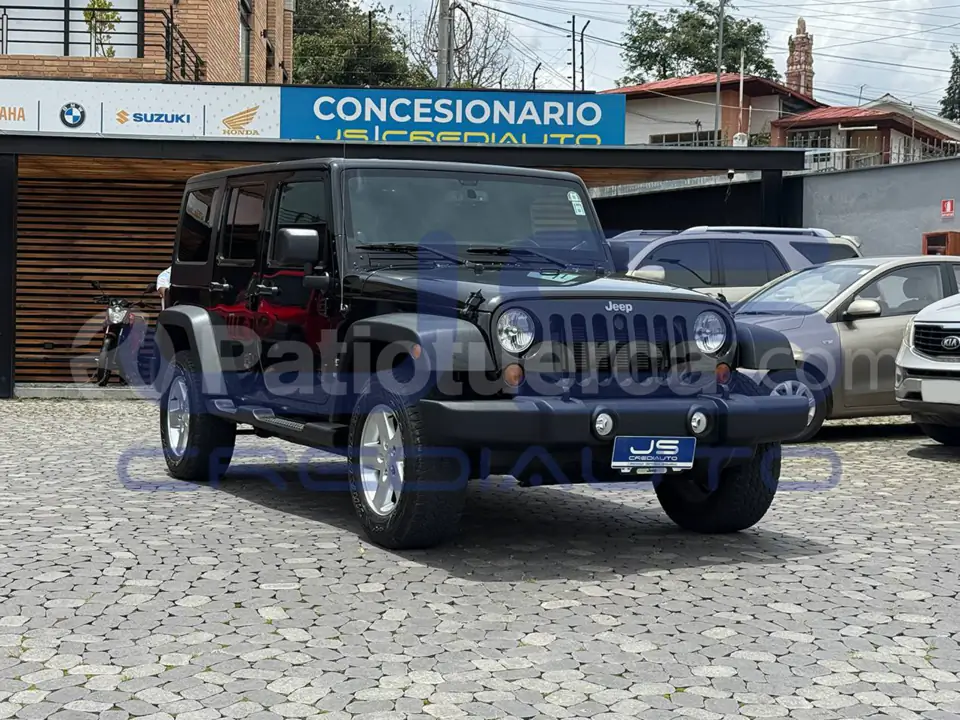 Foto 7 de Jeep Wrangler Unlimited Sport