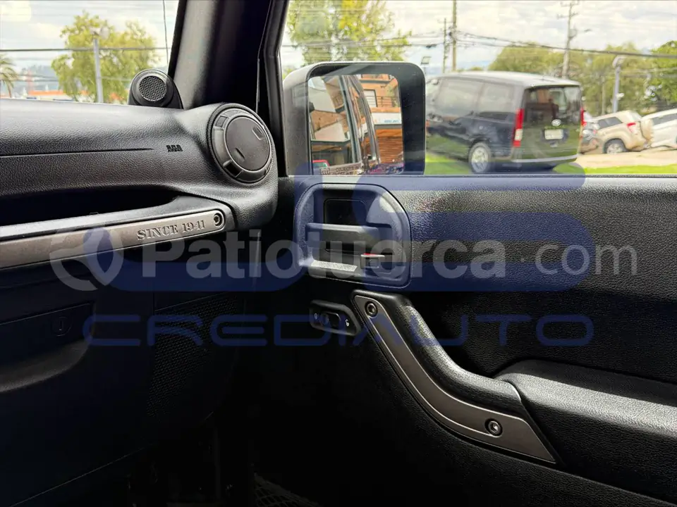 Foto 12 de Jeep Wrangler Unlimited Sport