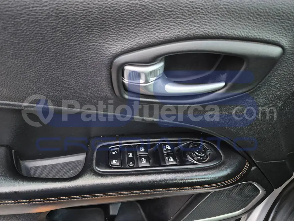 Foto 13 de Jeep NEW COMPASS LIMITED