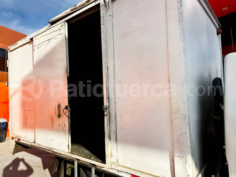 Foto 8 de Mitsubishi Canter