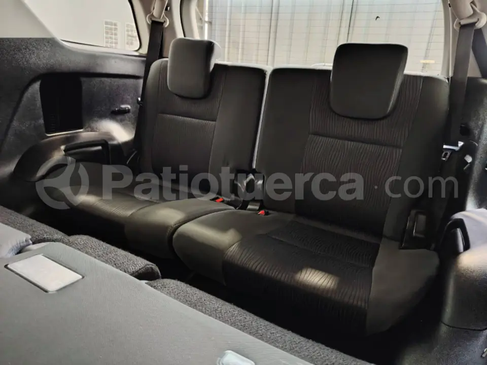Foto 15 de Toyota Fortuner 2.7