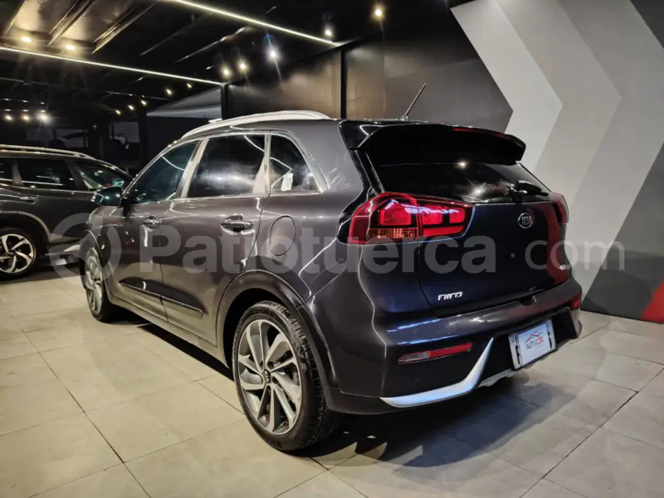 Foto 4 de Kia NIRO