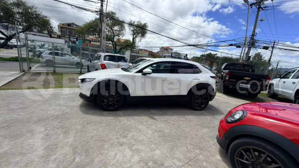 Foto 4 de Mazda CX-30 CORE