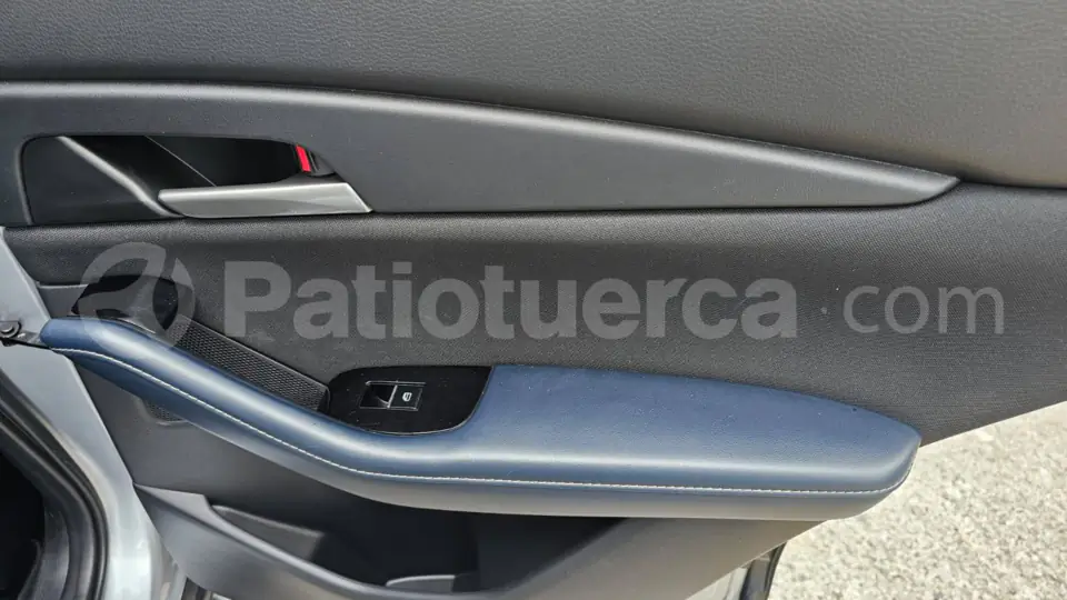 Foto 26 de Mazda CX30 CORE