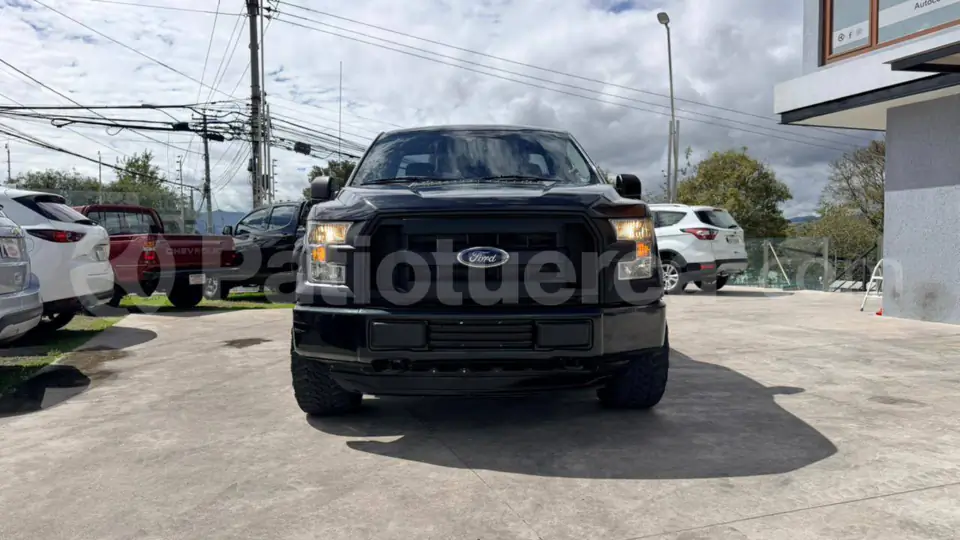 Foto 2 de Ford F150 CS 4x4