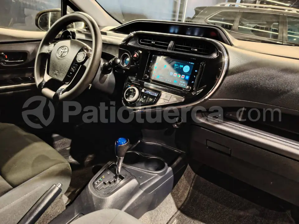 Foto 13 de Toyota Prius C Sport