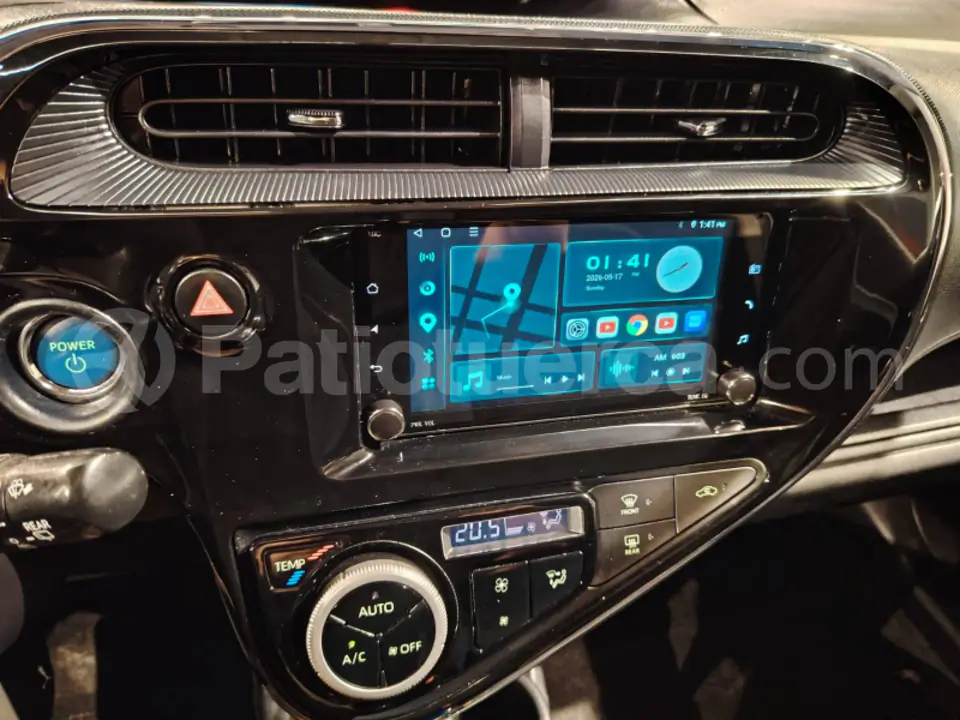 Foto 20 de Toyota Prius C Sport