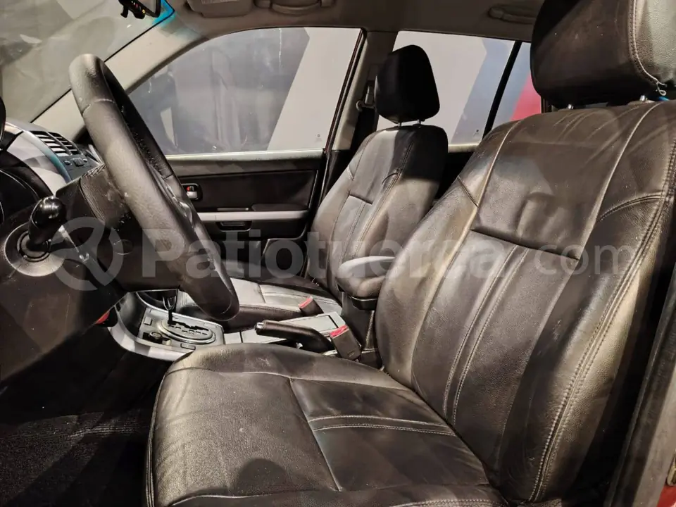 Foto 7 de Suzuki Grand Vitara SZ 2.4