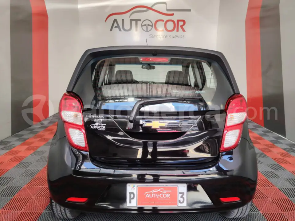Foto 6 de Chevrolet Spark GT