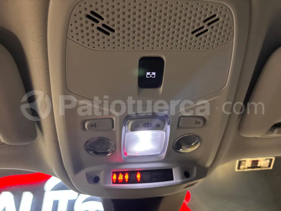Foto 23 de Peugeot 2008 FIN p