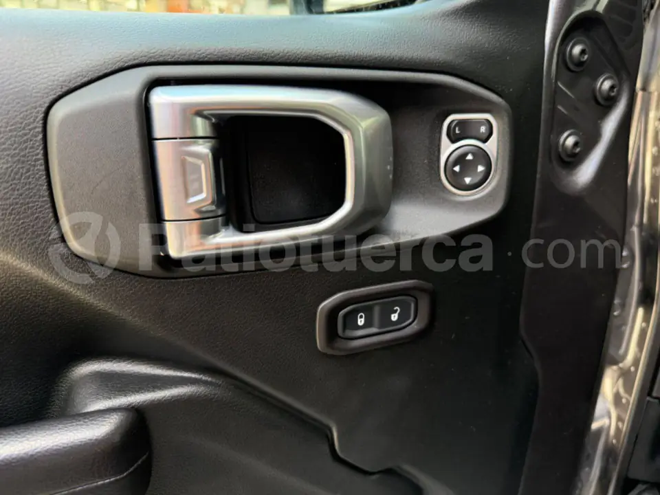 Foto 5 de Jeep Wrangler Rubicon